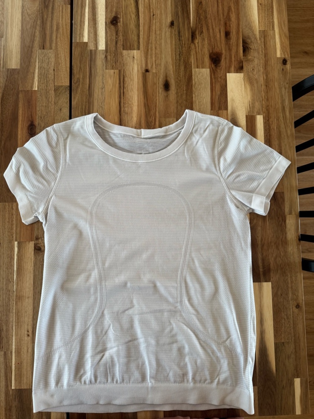 lululemon athletica White Swiftly Breathe Relaxed-Fit Short Sleeve Shirt